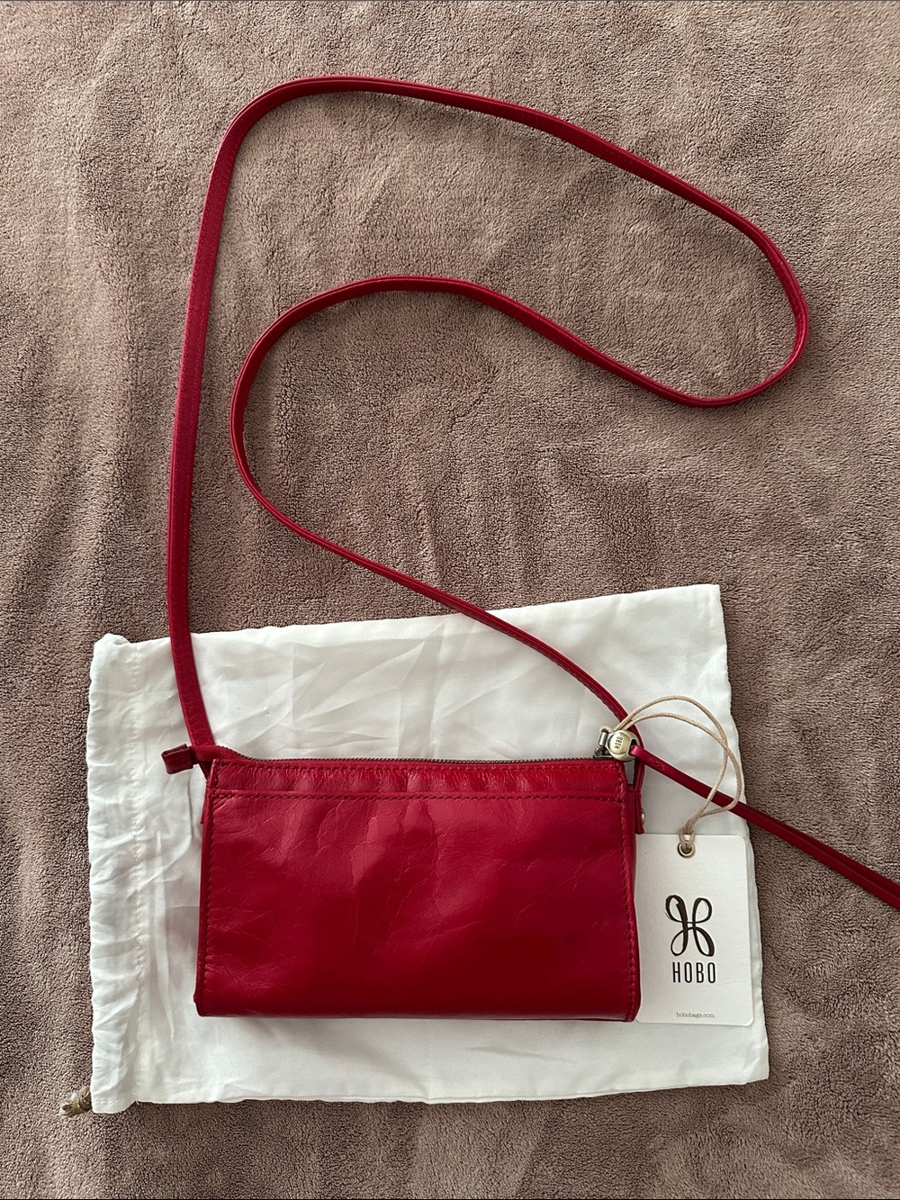 HOBO Jewel Crimson Crossbody Purse NWT Lightweight Beautiful LBD Accessory